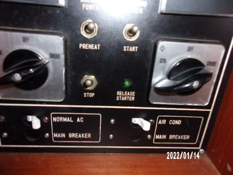 1988 Golden Star Sundeck Fast Trawler