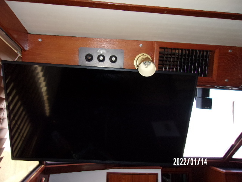 1988 Golden Star Sundeck Fast Trawler