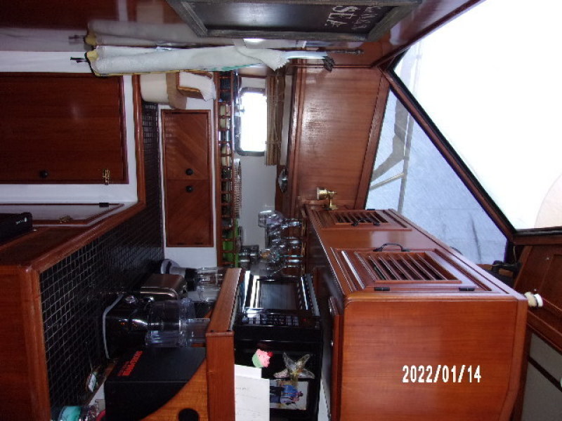 1988 Golden Star Sundeck Fast Trawler