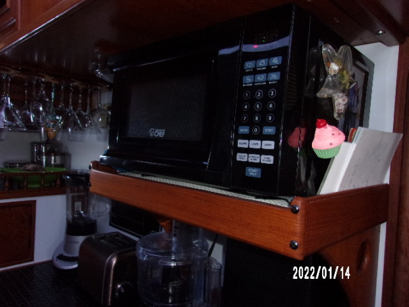 1988 Golden Star Sundeck Fast Trawler