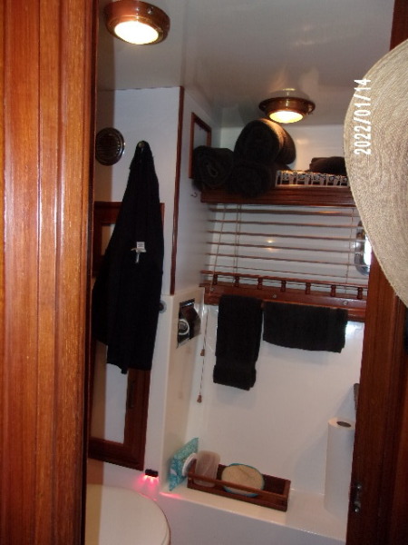 1988 Golden Star Sundeck Fast Trawler