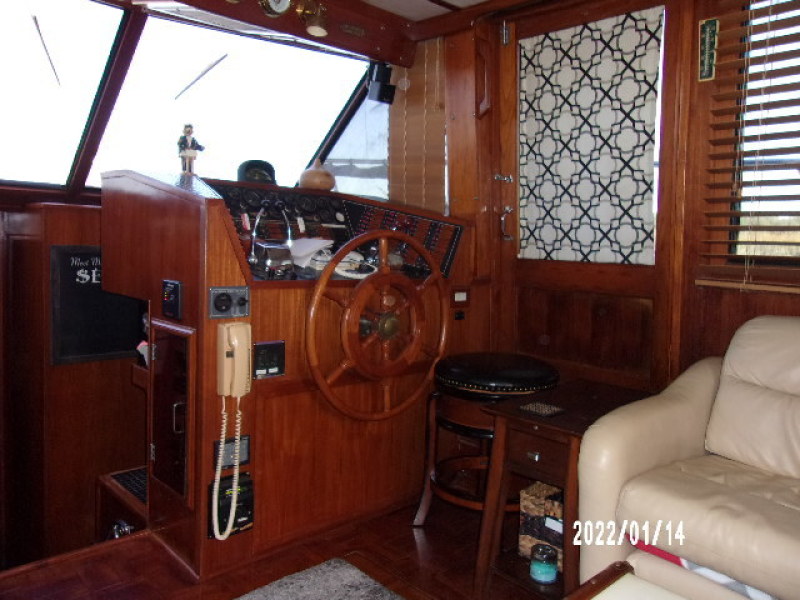 1988 Golden Star Sundeck Fast Trawler