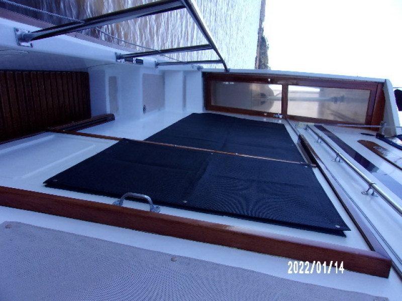 1988 Golden Star Sundeck Fast Trawler