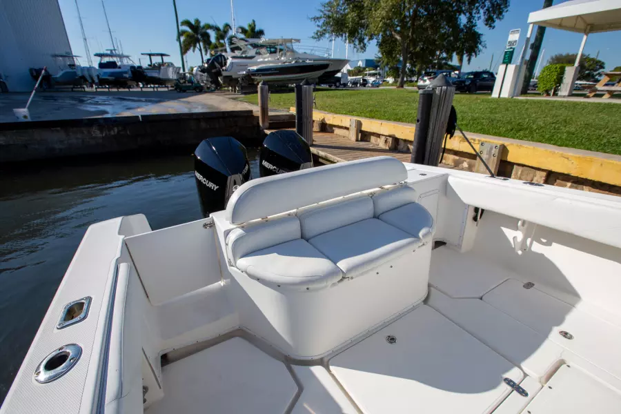 No Name 32ft Fountain Yacht For Sale