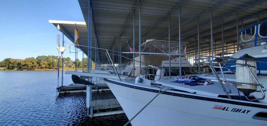 1988 Bayliner 3818