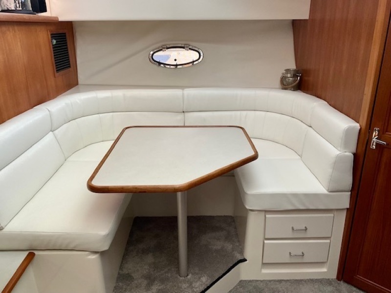 26 Silver Linings 1994 Carver 370 AC Dinette 1