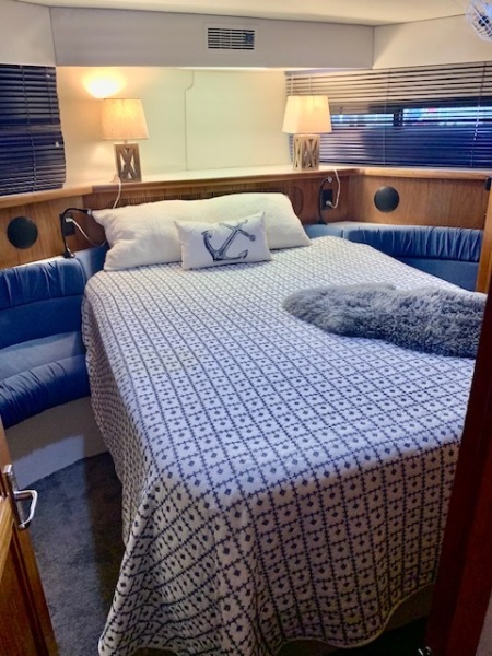 33 Silver Linings 1994 Carver 370 AC Aft Cabin 1