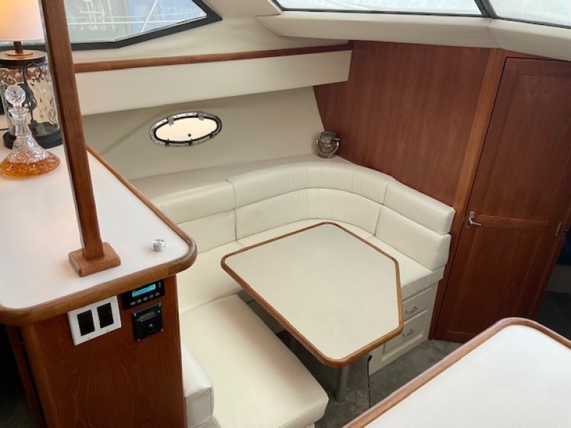 27 Silver Linings 1994 Carver 370 AC Dinette 2