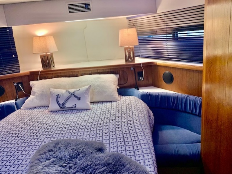 35 Silver Linings 1994 Carver 370 AC Aft Cabin 3