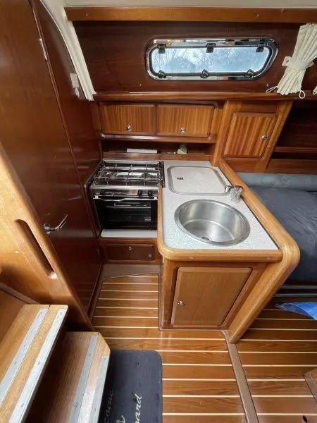 2000 Bavaria 34