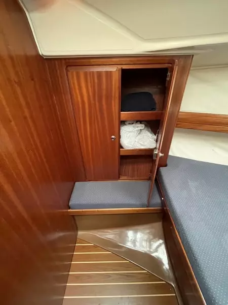 2000 Bavaria 34