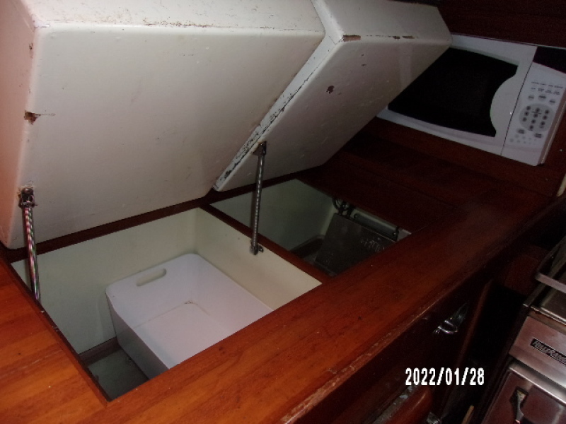 1982 Mason 53 Cutter