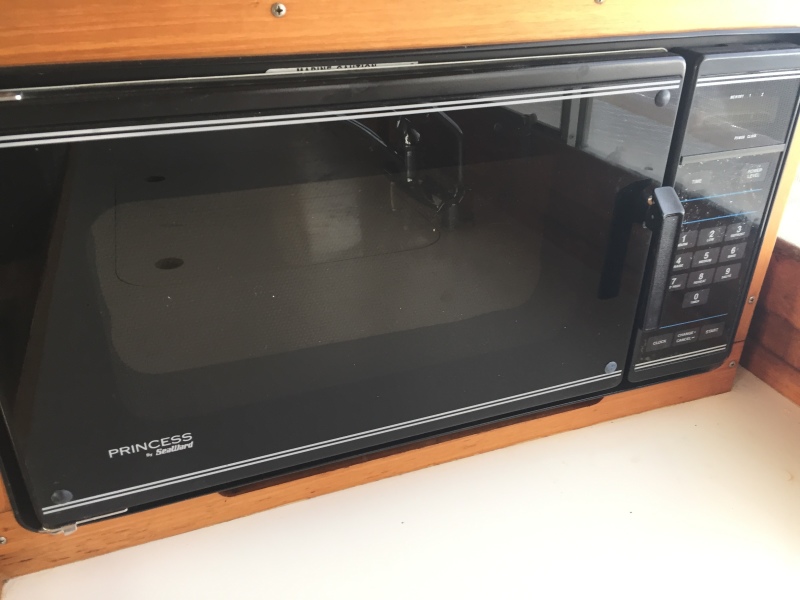 1990 Grand Banks Classic 42