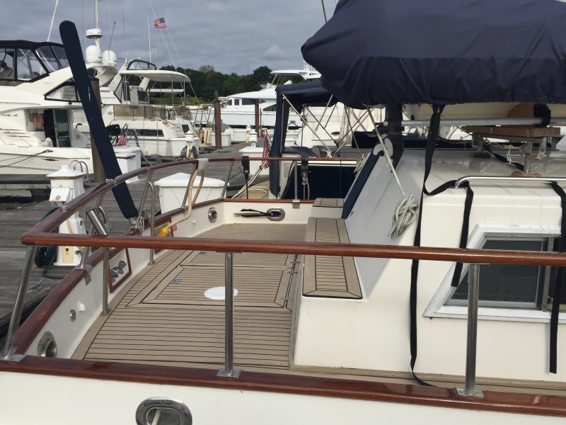 1990 Grand Banks Classic 42