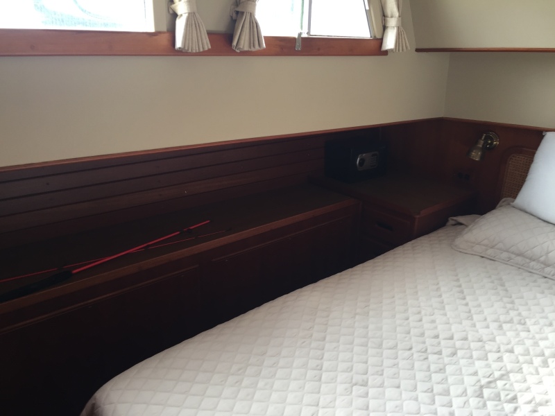 1990 Grand Banks Classic 42