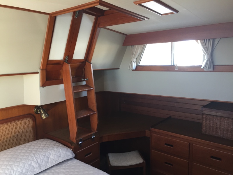 1990 Grand Banks Classic 42