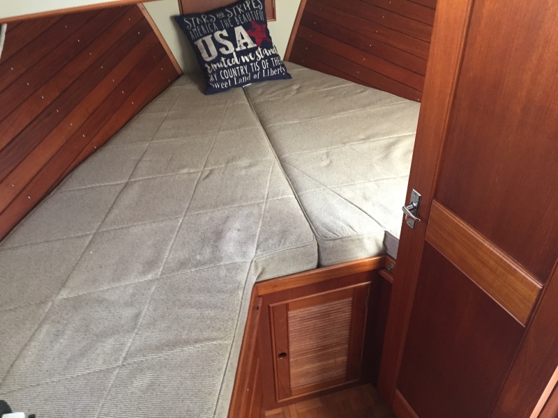 1990 Grand Banks Classic 42