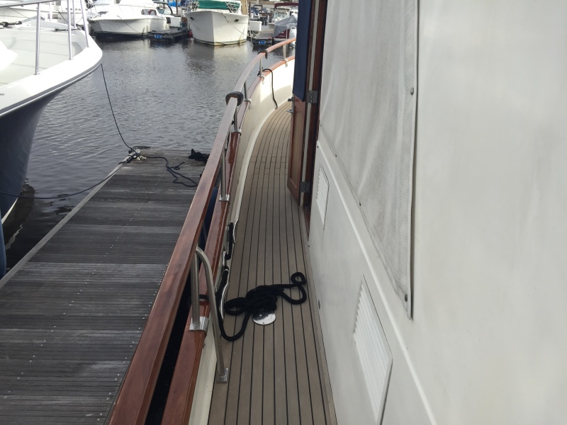 1990 Grand Banks Classic 42