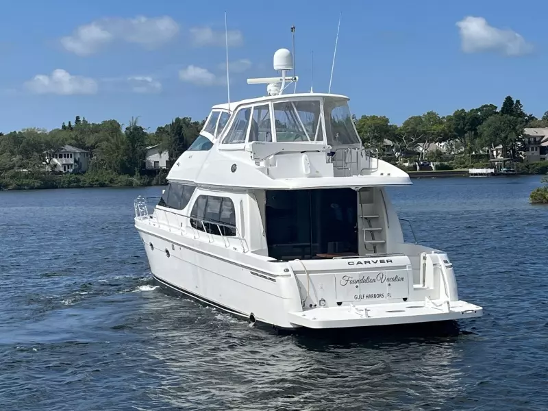 2005 Carver 56 voyager