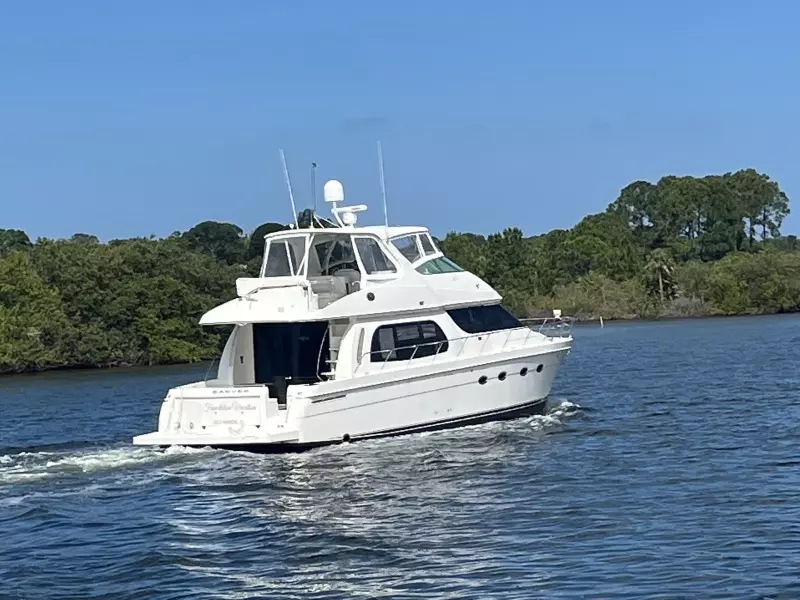 2005 Carver 56 voyager