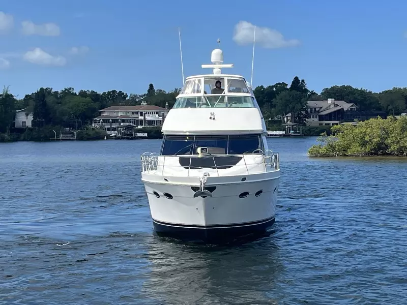 2005 Carver 56 voyager