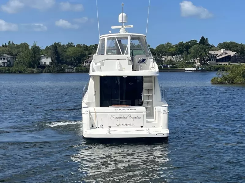 2005 Carver 56 voyager