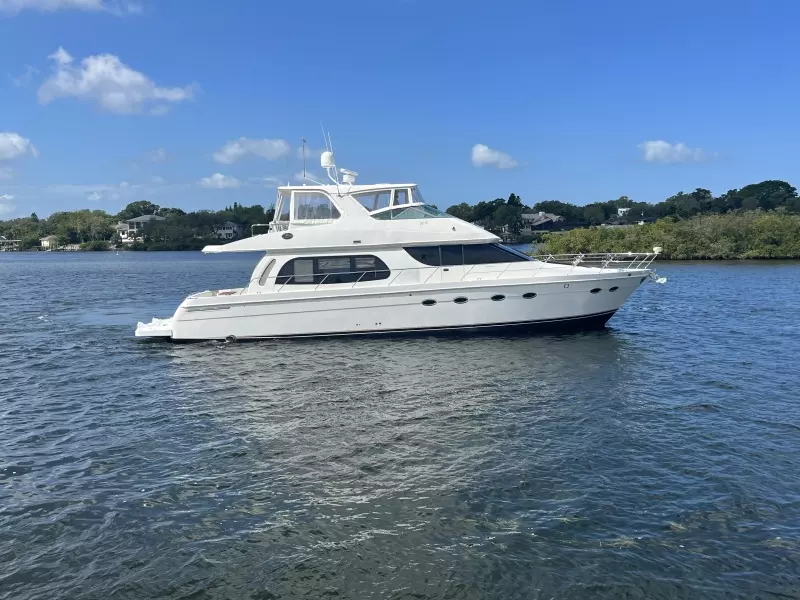 2005 Carver 56 voyager