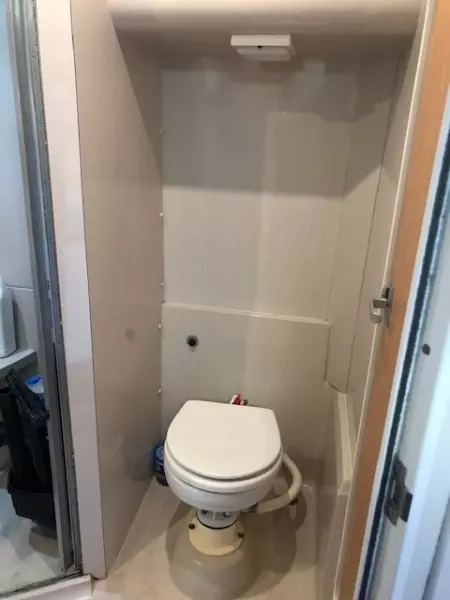 1996 Mainship 34 Motor Yacht