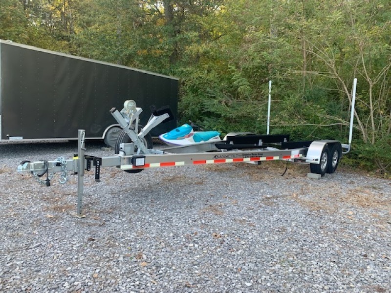 2019 Regal 28