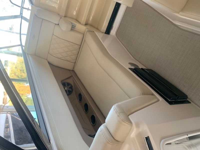 2019 Regal 28