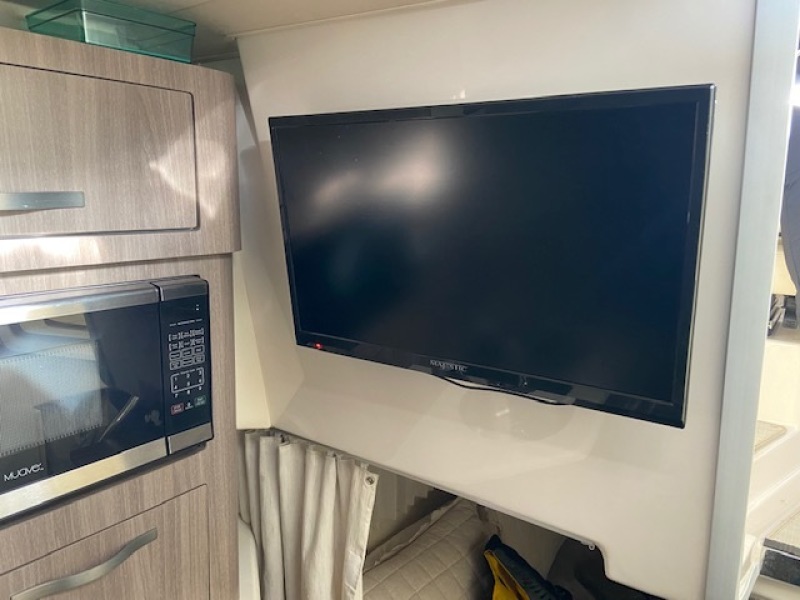 2019 Regal 28