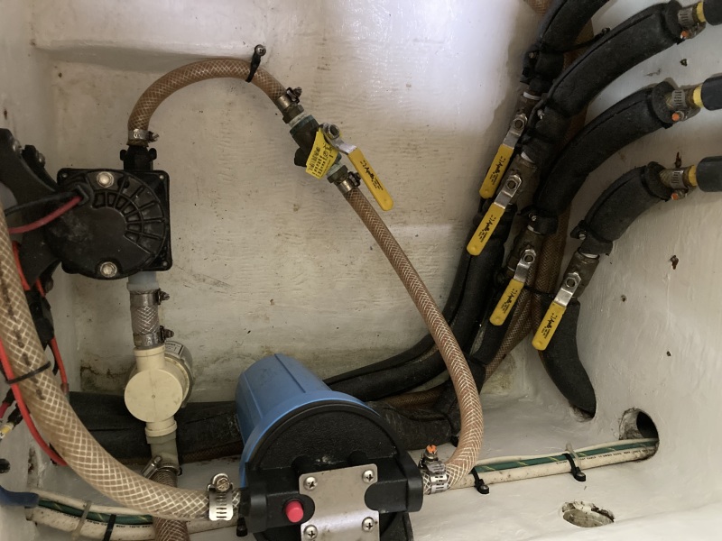Freshwater pump/valves