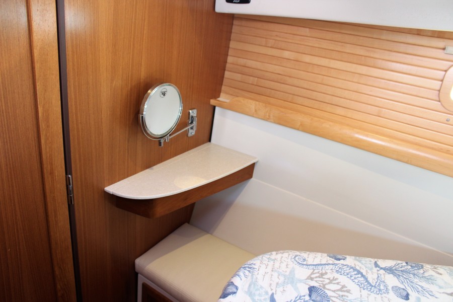2018 Catalina 425