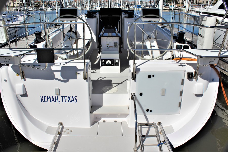 2018 Catalina 425