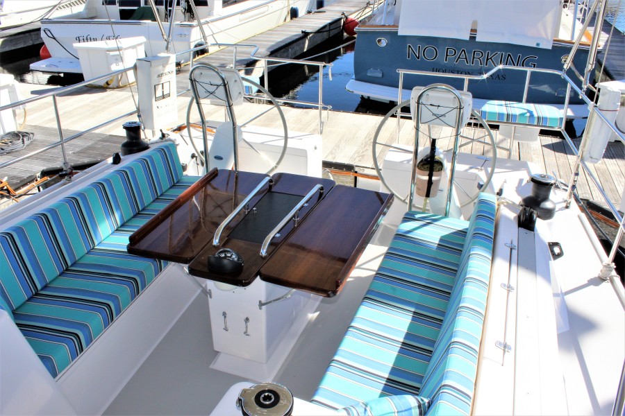 2018 Catalina 425