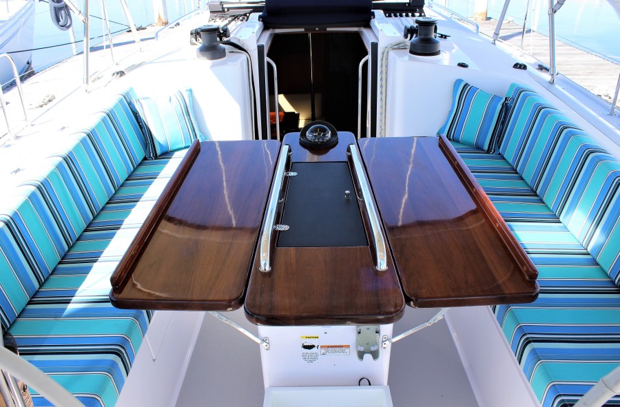 2018 Catalina 425