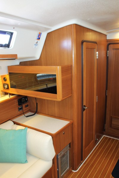 2018 Catalina 425
