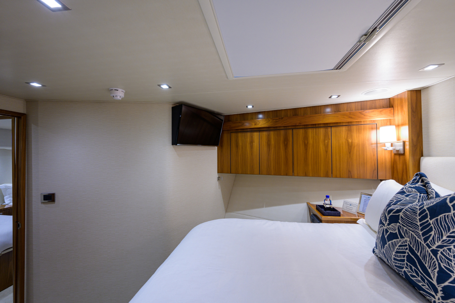 Viking 92 SWEET TUNA - Forward Stateroom