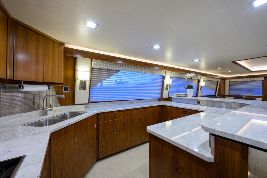 Viking 92 SWEET TUNA - Galley