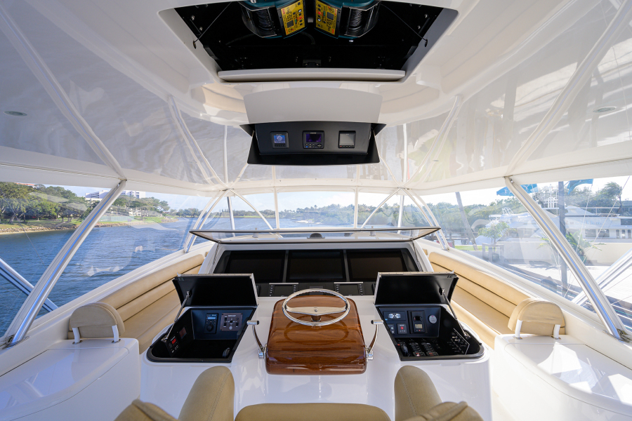 Viking 92 SWEET TUNA - Helm