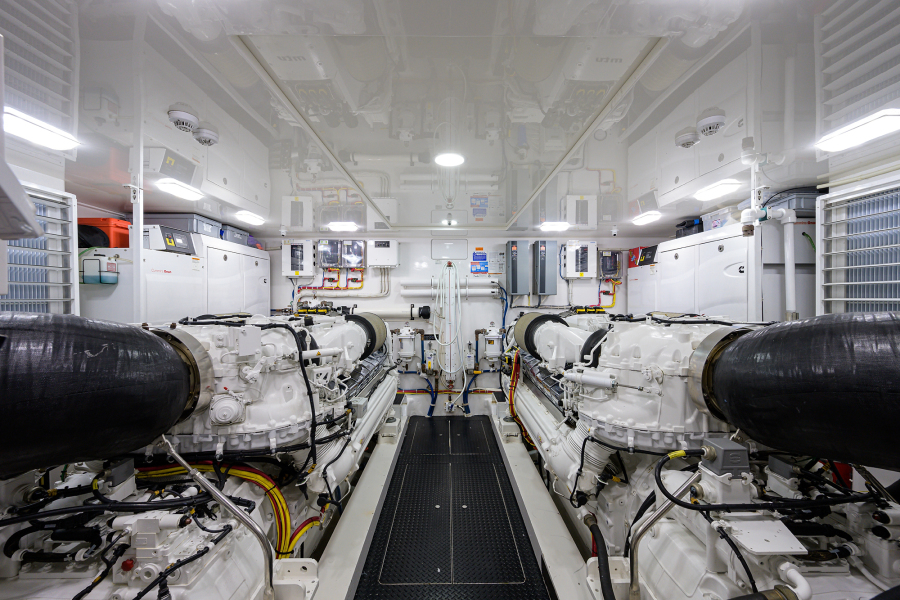 Viking 92 SWEET TUNA - Engine Room