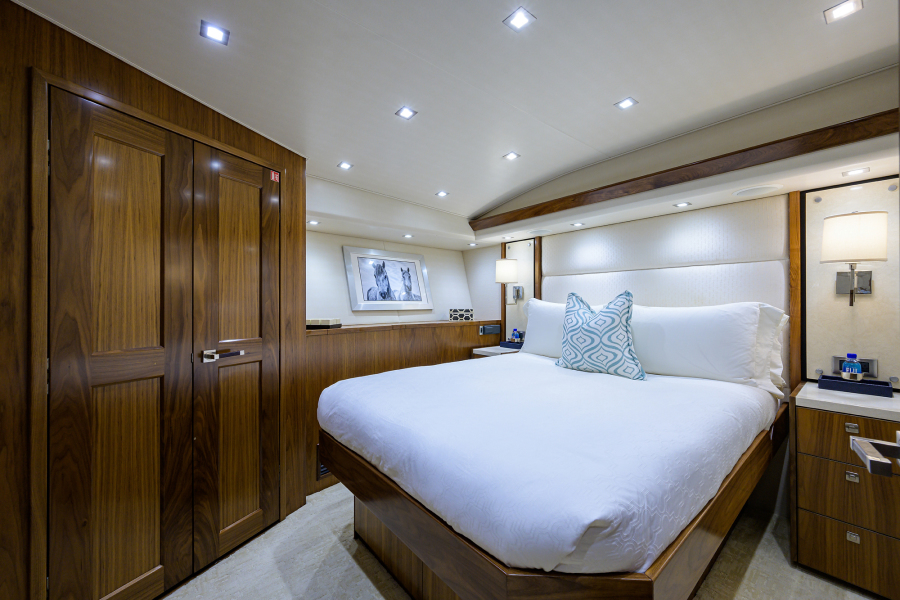 Viking 92 SWEET TUNA - Starboard Stateroom