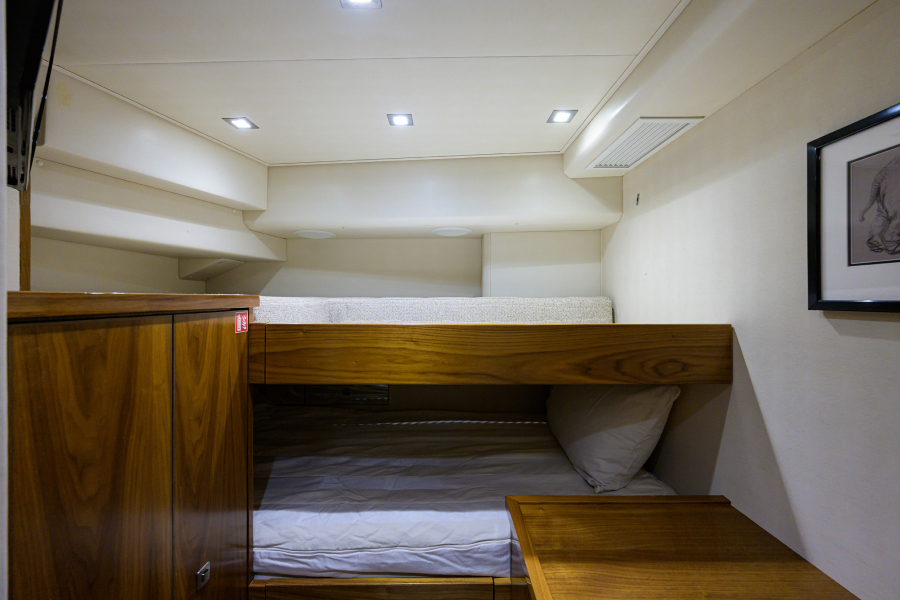 Viking 92 SWEET TUNA - Crew Quarters