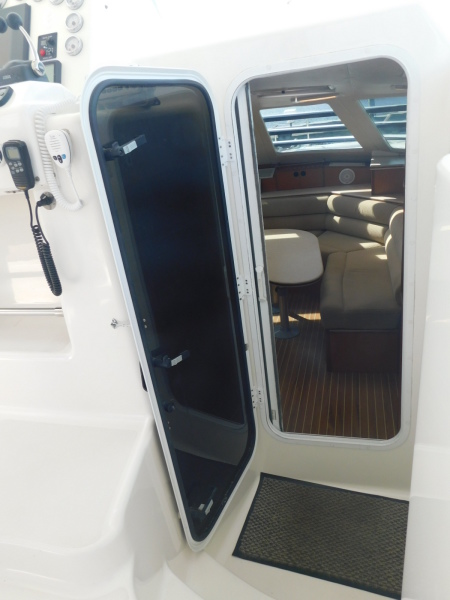 2005 Manta 44 Power Cat
