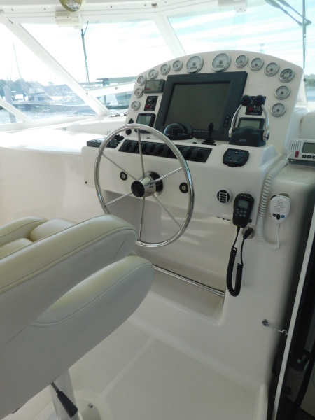 2005 Manta 44 Power Cat