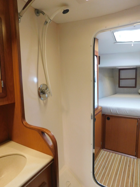 2005 Manta 44 Power Cat