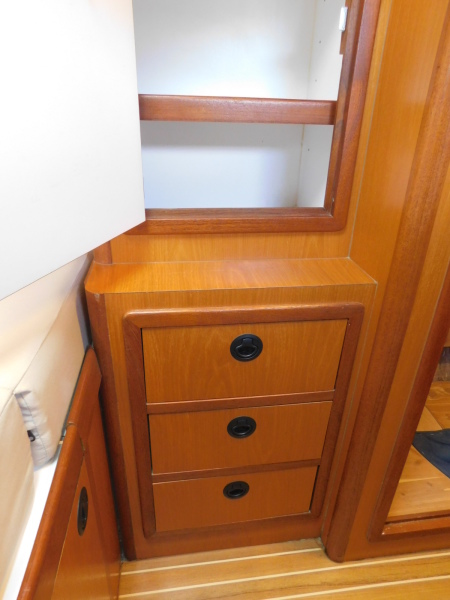 2005 Manta 44 Power Cat