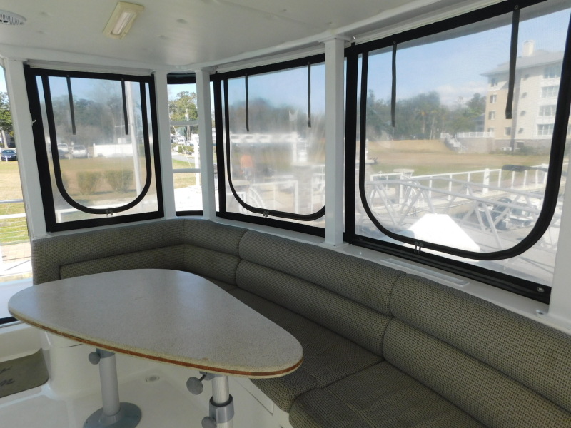 2005 Manta 44 Power Cat