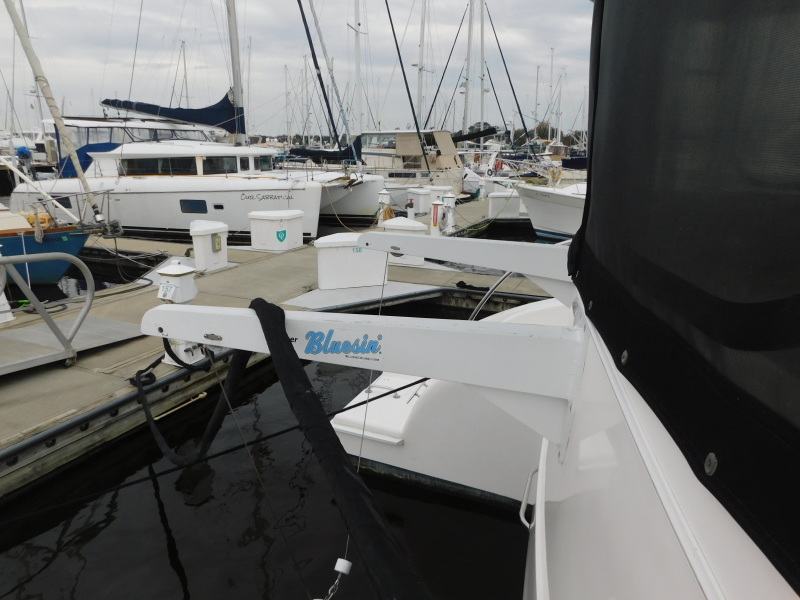 2005 Manta 44 Power Cat