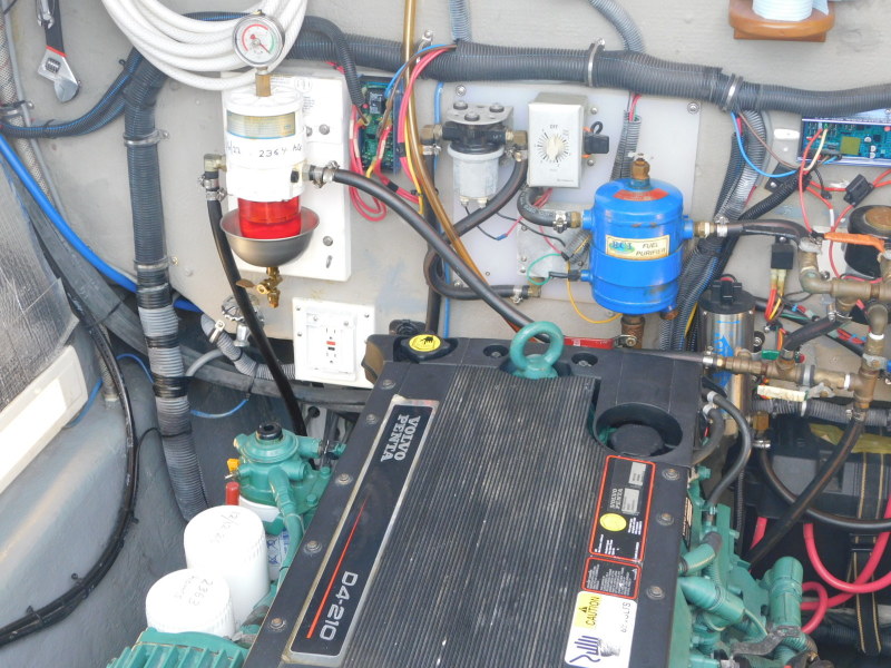 2005 Manta 44 Power Cat